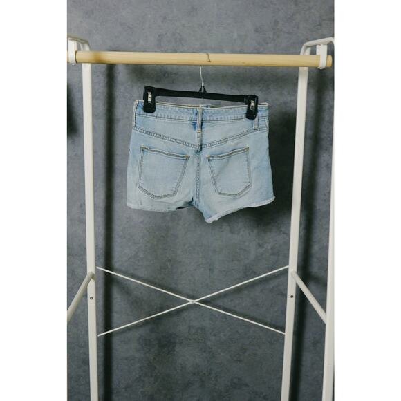 Women's Embroidered Mid-rise Denim Shorts - Picture 6 of 6